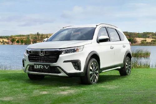 Honda BR-V L MPV ICE side profile