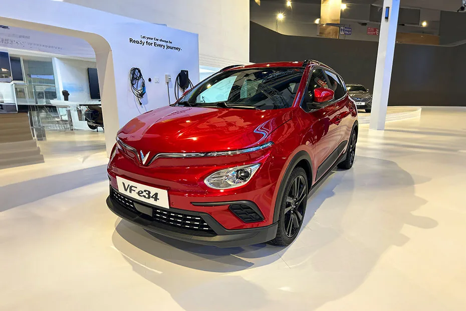 VinFast VF e34 B-SUV EV side profile